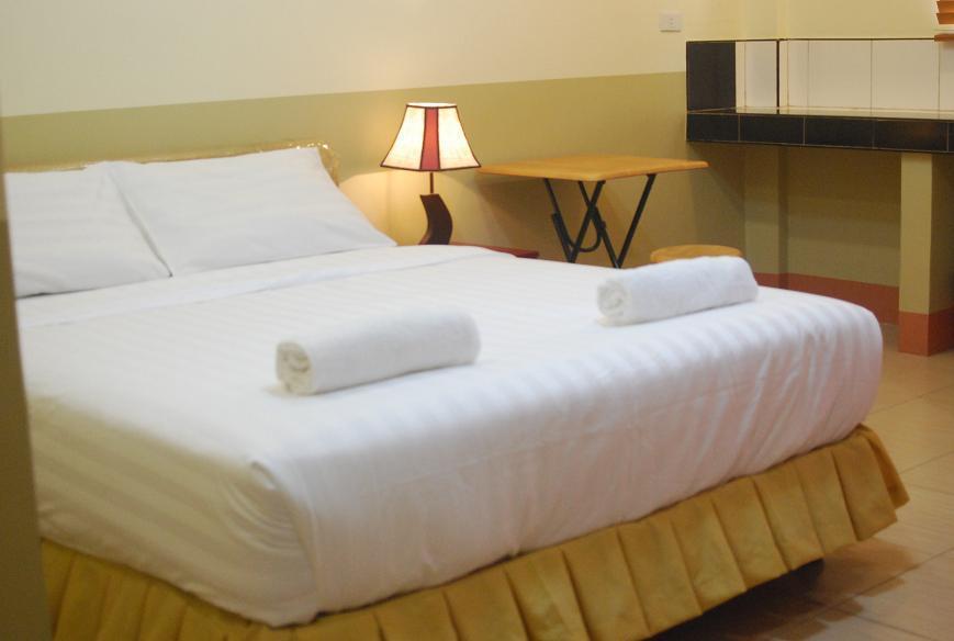 Imperial Ridge Pension House Tagbilaran City Room photo